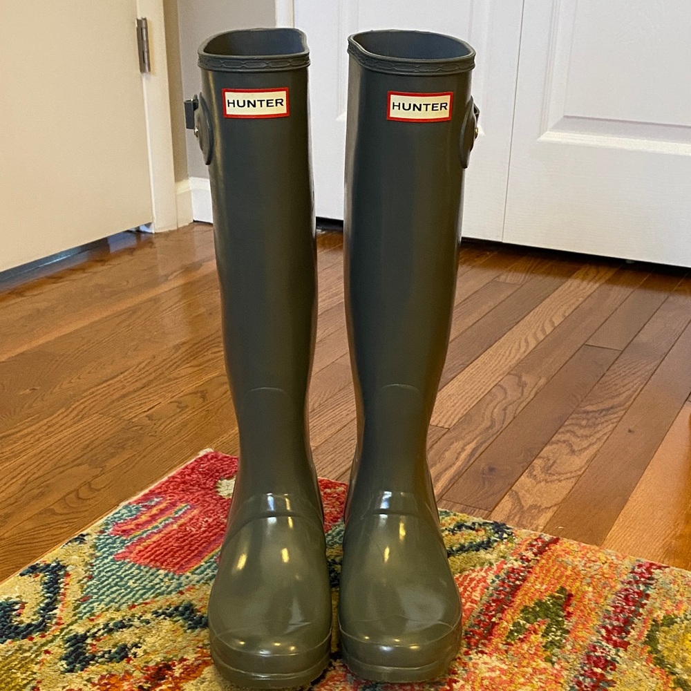 Hunter Gloss Gray Tall Rain Boots - US 9